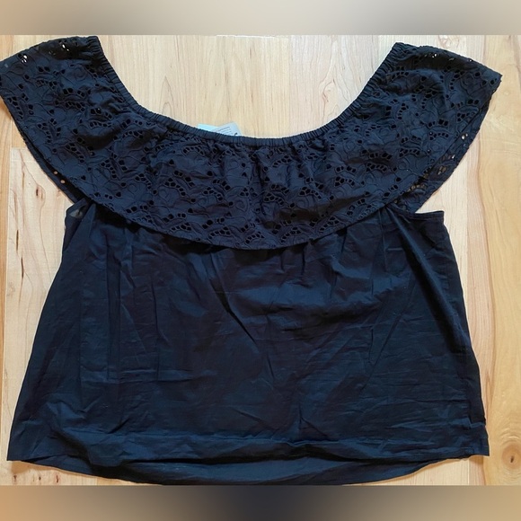 Banana Republic Black Off Shoulder Top Women sz XL Petite Eyelet Sleeveless NWT - Picture 5 of 6